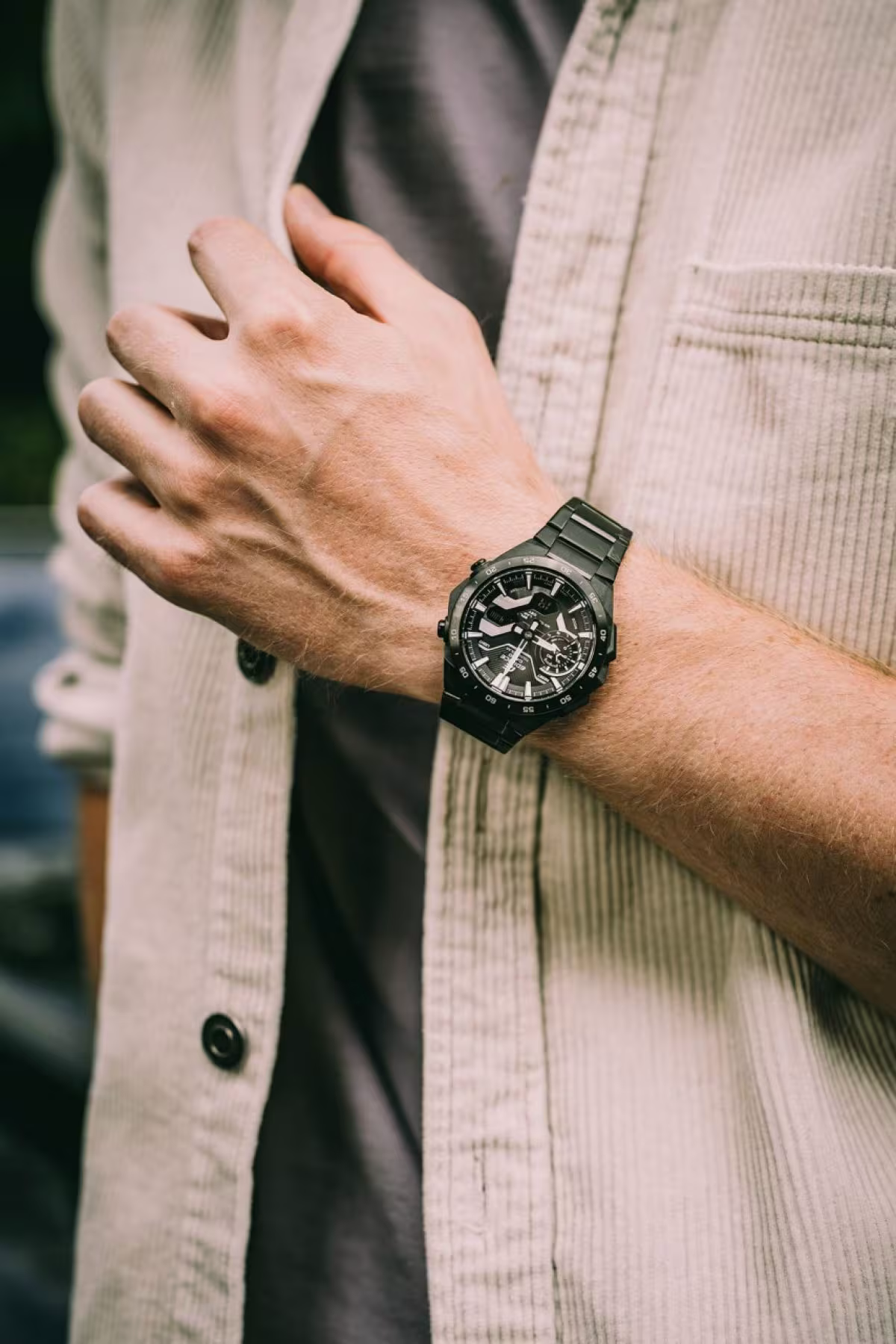 EDIFICE ECB-2200DC-1A